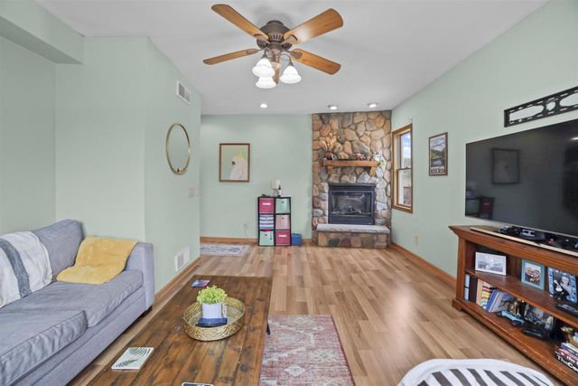 231 Main Street, Deerfield, WI 53531