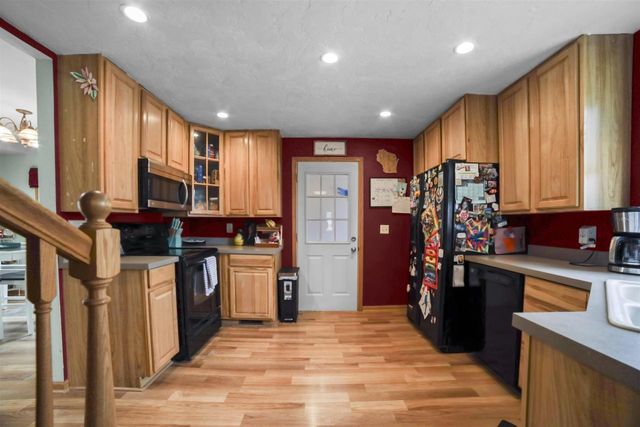 231 Main Street, Deerfield, WI 53531