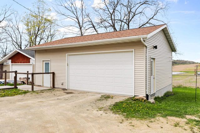 231 Main Street, Deerfield, WI 53531