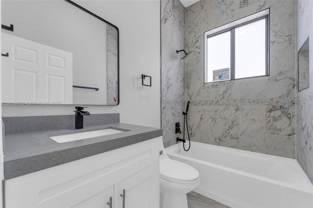 2947 NW 9th St, Fort Lauderdale, FL 33311
