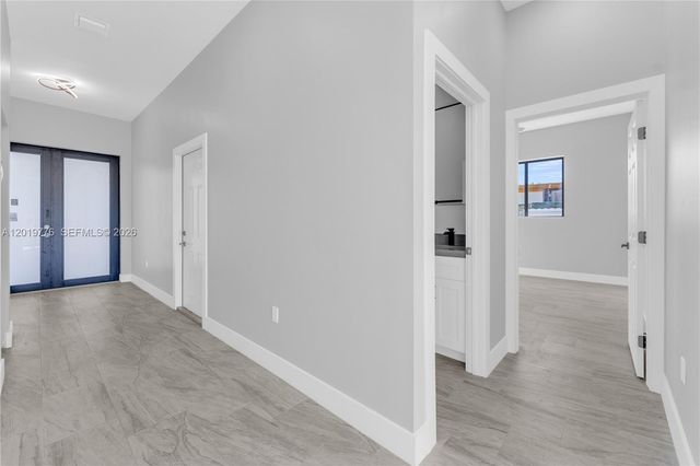 2947 NW 9th St, Fort Lauderdale, FL 33311