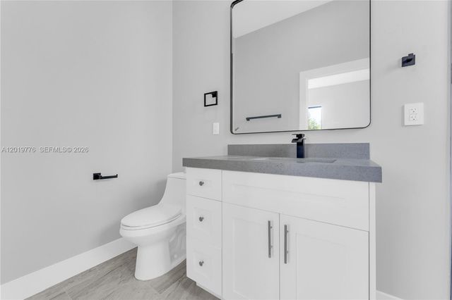 2947 NW 9th St, Fort Lauderdale, FL 33311