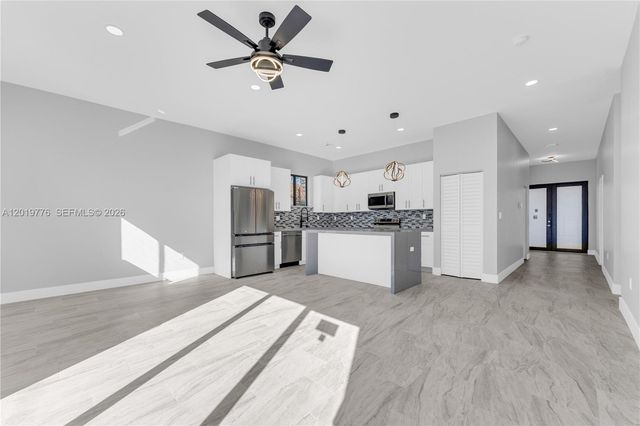 2947 NW 9th St, Fort Lauderdale, FL 33311