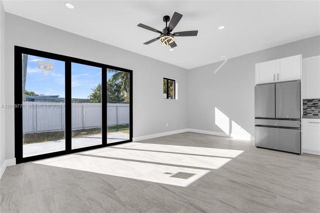 2947 NW 9th St, Fort Lauderdale, FL 33311