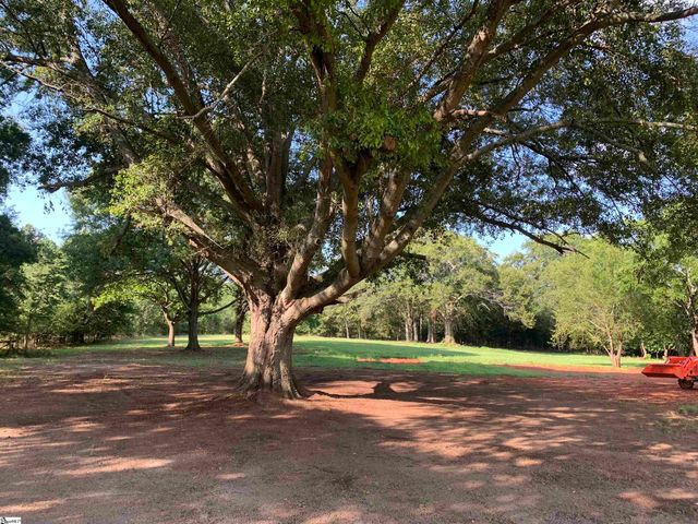 144 Old Asbury Road, Anderson, SC 29625