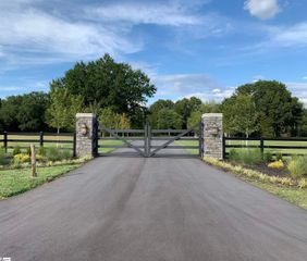 144 Old Asbury Road, Anderson, SC 29625