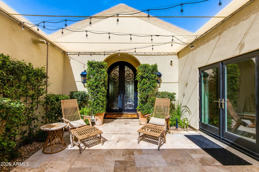 2737 E ARIZONA BILTMORE Circle 2, Phoenix, AZ 85016 — photo 2