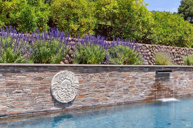 172 Pacheco Ave, Novato, CA 94947