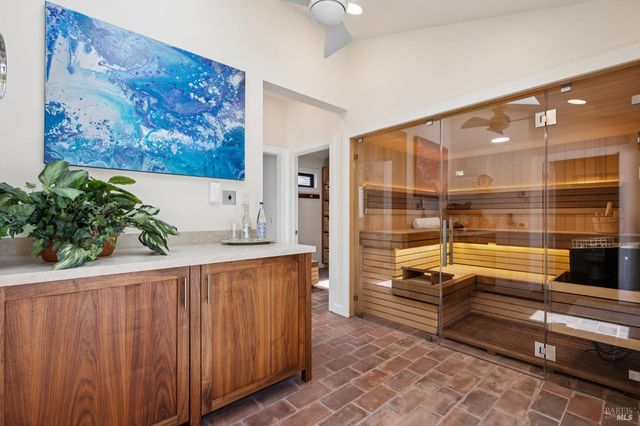 172 Pacheco Ave, Novato, CA 94947