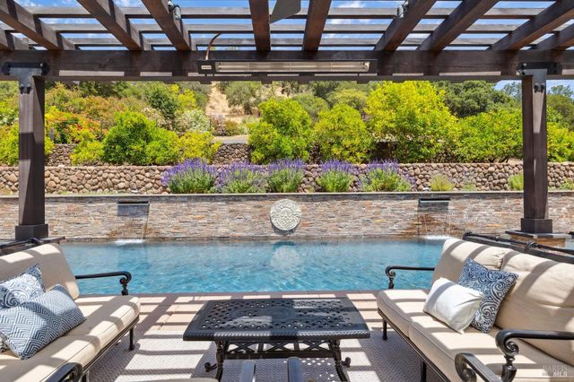 172 Pacheco Ave, Novato, CA 94947