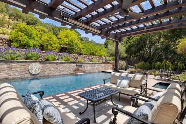 172 Pacheco Ave, Novato, CA 94947