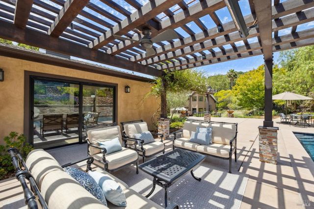 172 Pacheco Ave, Novato, CA 94947