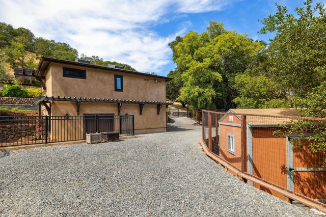 172 Pacheco Ave, Novato, CA 94947