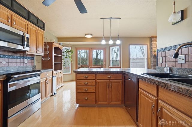 162 E State Route 73, Clearcreek Twp, OH 45066