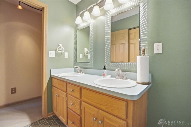 162 E State Route 73, Clearcreek Twp, OH 45066