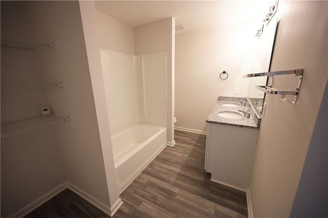 5623 Moss Creek Lane, Clayton, OH 45315