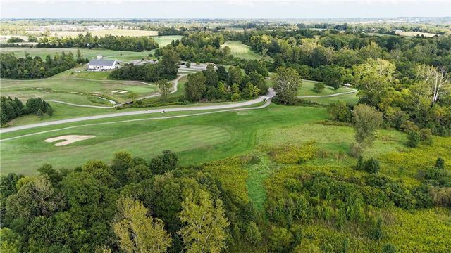 5623 Moss Creek Lane, Clayton, OH 45315