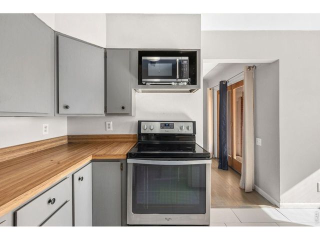 1306 23rd Ave Ct, Greeley, CO 80634