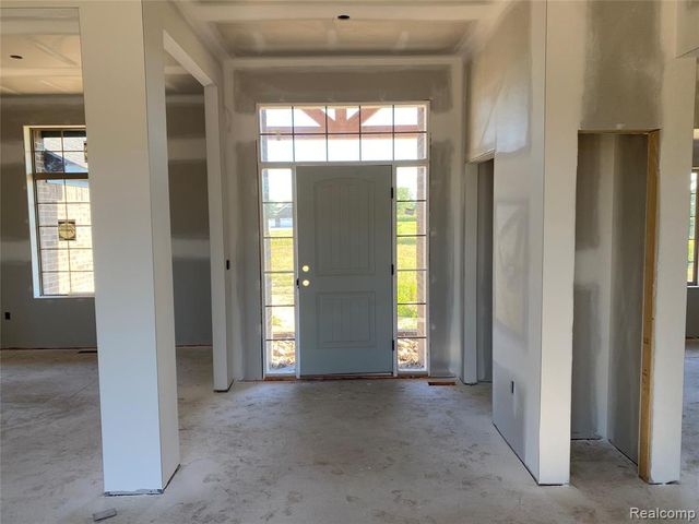 4940 Daisy Lane, Almont, MI 48003
