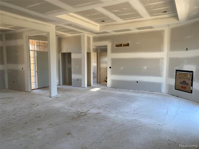 4940 Daisy Lane, Almont, MI 48003