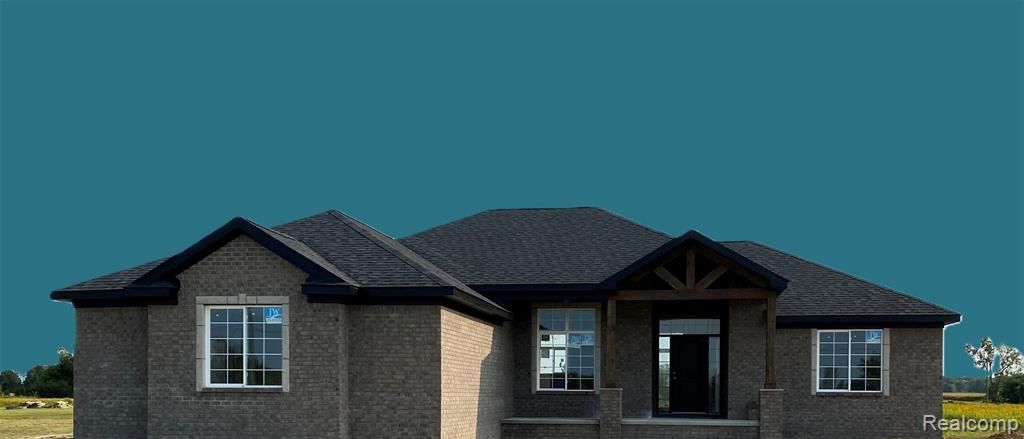 4940 Daisy Lane, Almont, MI 48003