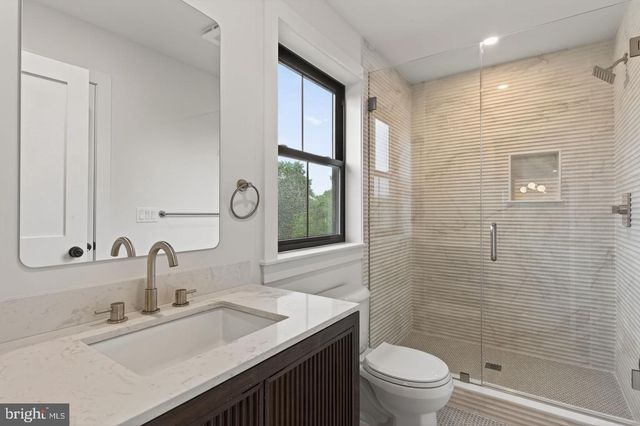 25 OAK LN, Havertown, PA 19083
