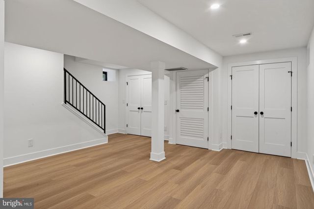 25 OAK LN, Havertown, PA 19083