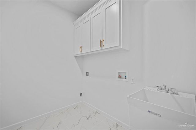 2732 E Conroe Road, Edinburg, TX 78542