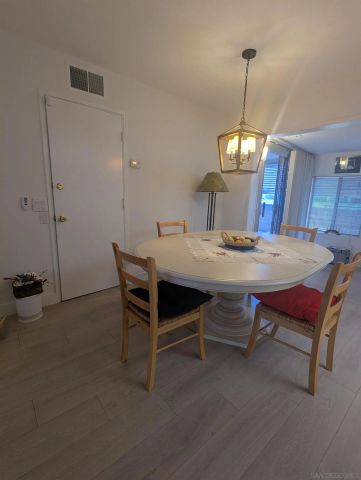 1181 W Mayberry West, Hemet, CA 92543