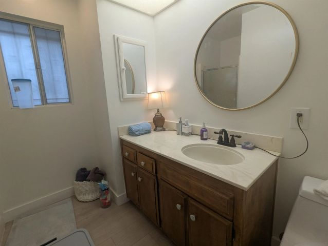 1181 W Mayberry West, Hemet, CA 92543