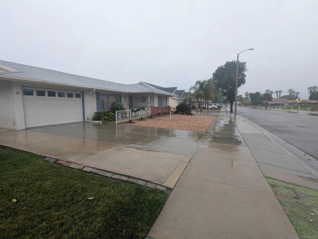 1181 W Mayberry West, Hemet, CA 92543