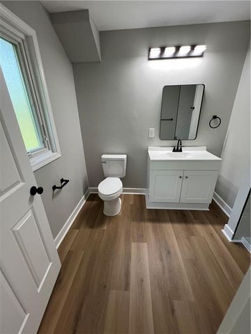 4655 E 43rd Terrace, Kansas City, MO 64130