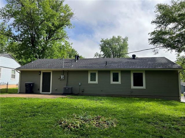 4655 E 43rd Terrace, Kansas City, MO 64130