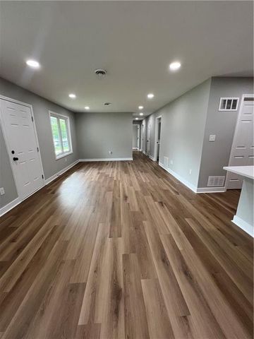 4655 E 43rd Terrace, Kansas City, MO 64130