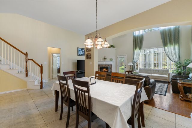 2904 Shoreline Drive, Burleson, TX 76028