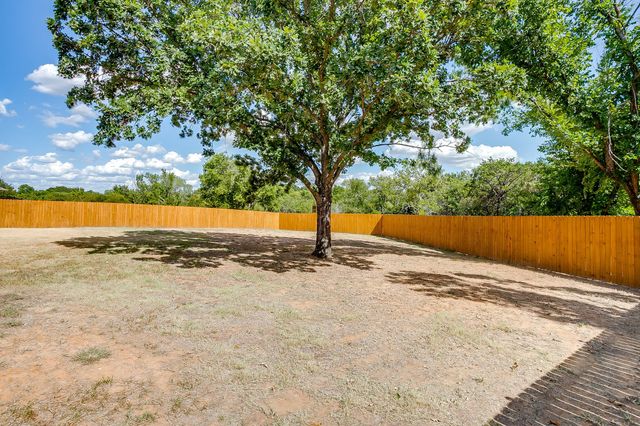 222 Hidden Acres Lane, Weatherford, TX 76087