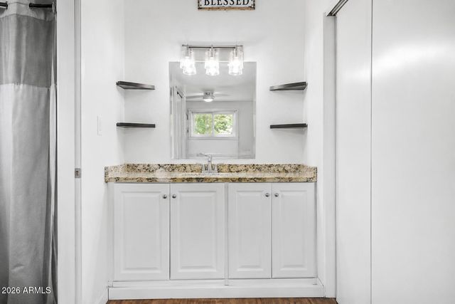 16008 N 70TH Avenue, Peoria, AZ 85382