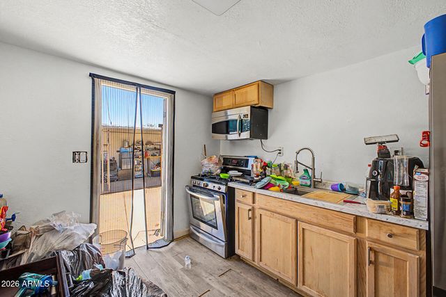 16008 N 70TH Avenue, Peoria, AZ 85382