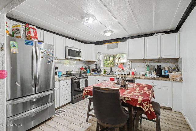 16008 N 70TH Avenue, Peoria, AZ 85382