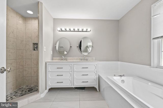 7710 BAIRD CT, Lorton, VA 22079
