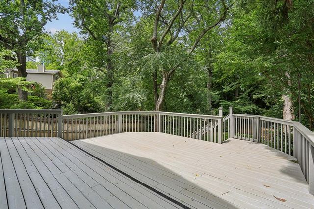 6 Arc Way NE, Atlanta, GA 30305