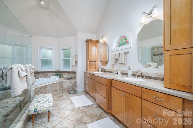 5023 Samuel Pinckney Drive, Belmont, NC 28012