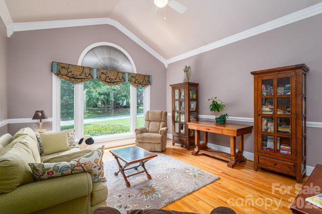 5023 Samuel Pinckney Drive, Belmont, NC 28012