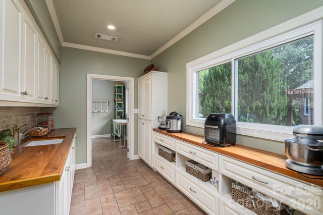 5023 Samuel Pinckney Drive, Belmont, NC 28012