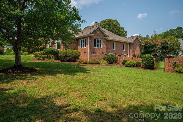 5023 Samuel Pinckney Drive, Belmont, NC 28012