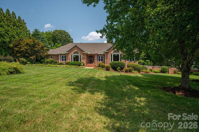 5023 Samuel Pinckney Drive, Belmont, NC 28012
