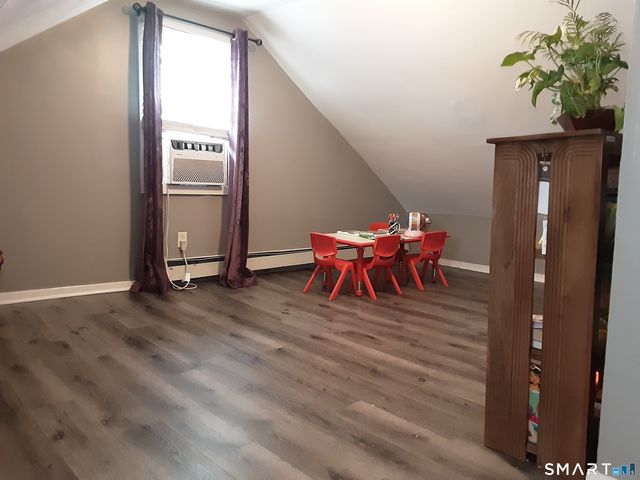 62 Saint Michaels Avenue, Stratford, CT 06614