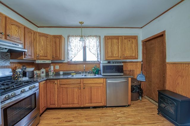 82 Braley Road, Freetown, MA 02717