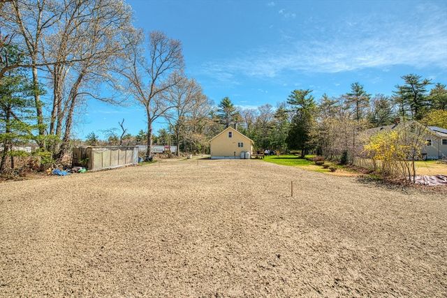 82 Braley Road, Freetown, MA 02717