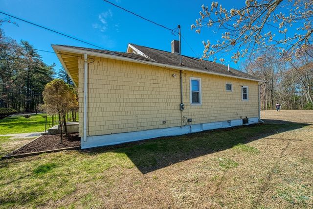 82 Braley Road, Freetown, MA 02717